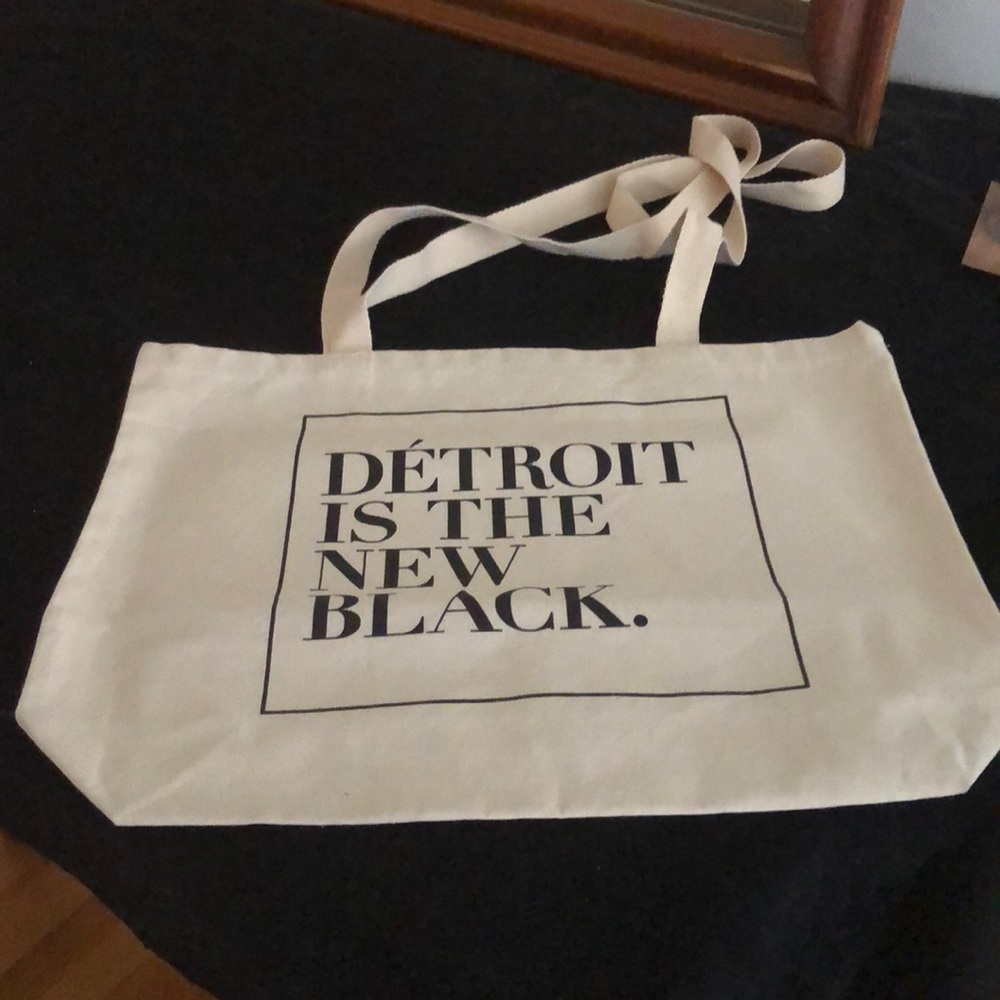 Canvas shopping bag